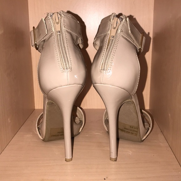 Nude heels - Picture 2 of 4